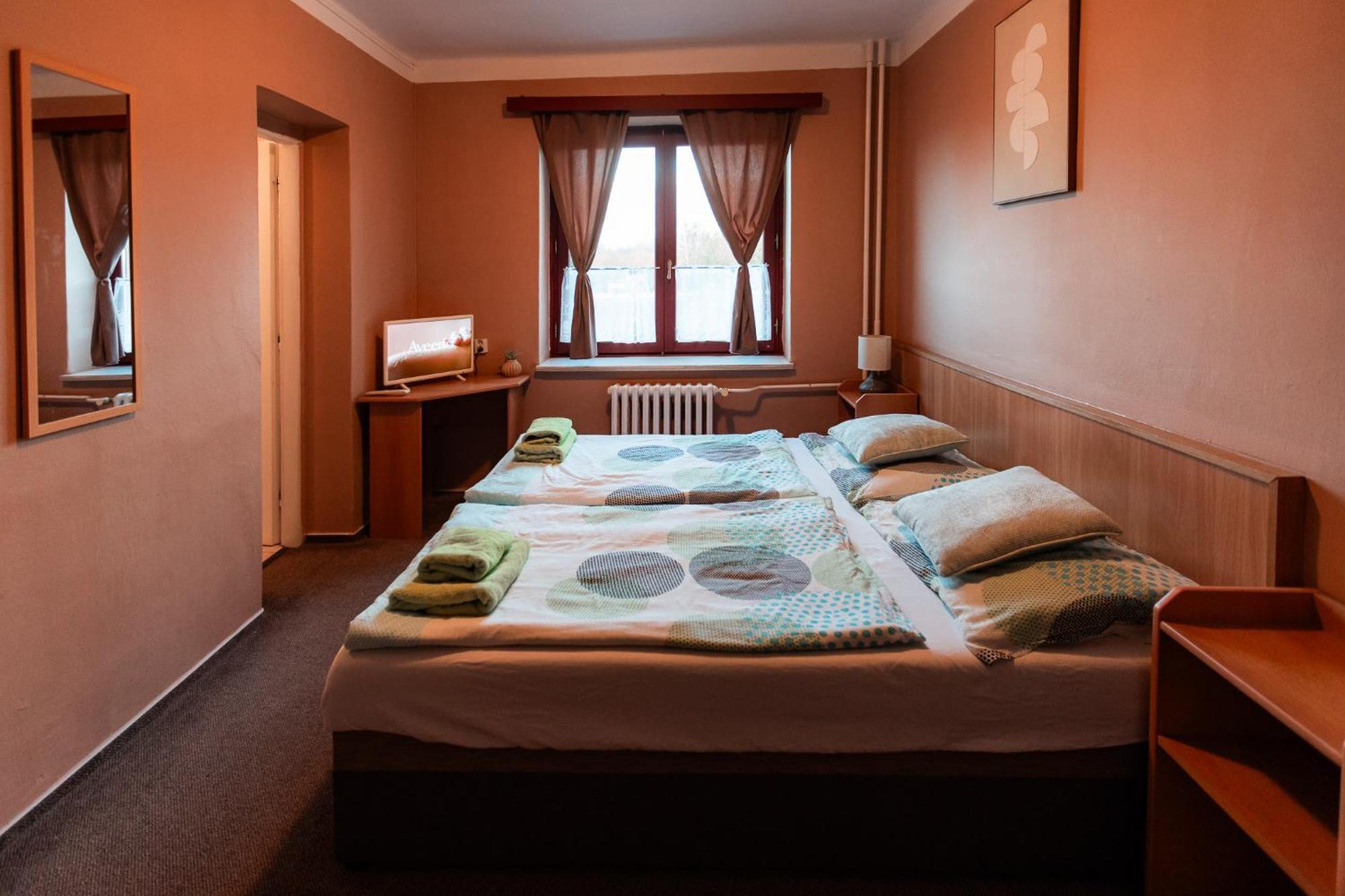 Hotel Rozkos Ceska Skalice Room photo